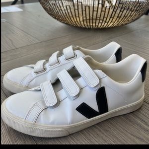 Veja Sneakers
